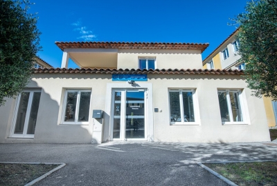 LE THOLONET